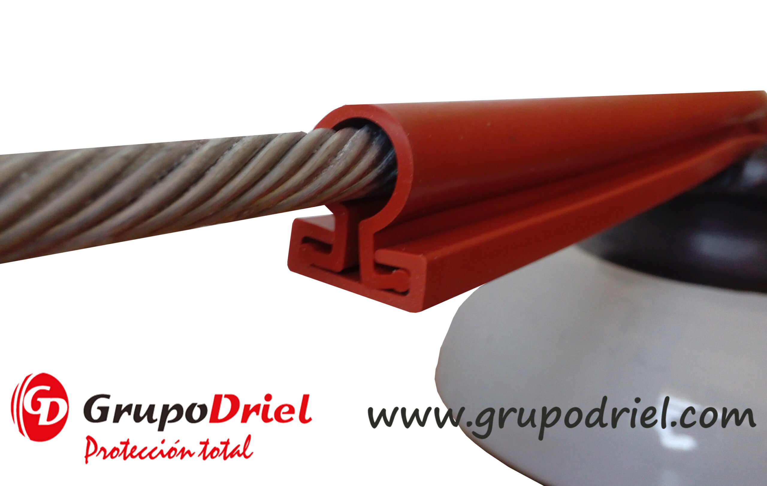 Fundadriel - Funda protectora aislante para equipos en subestaciones 5