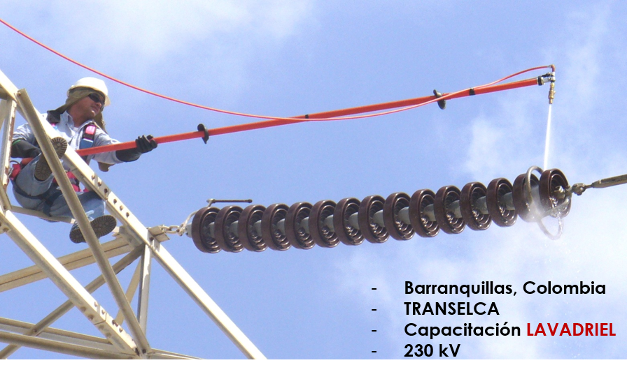 Lavado de aisladores de 230 kV en línea viva con LAVADRIEL
